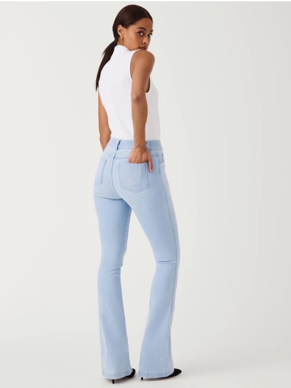 SPANX Pull On Flare Jeans Retro Fit Light Wash, Size Medium